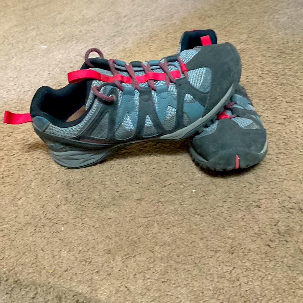 Women’s size 10 Merrill turbulence performance footwear select grip